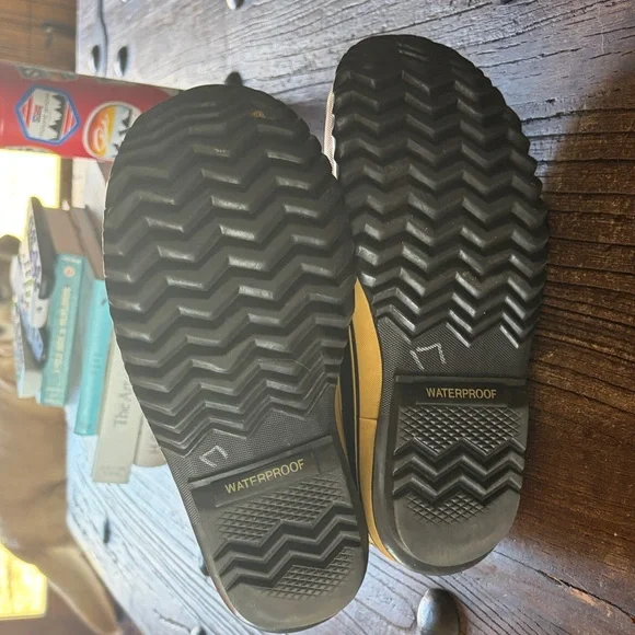 Sorel Women's Brown and Cream Boots - Picture 4 of 4